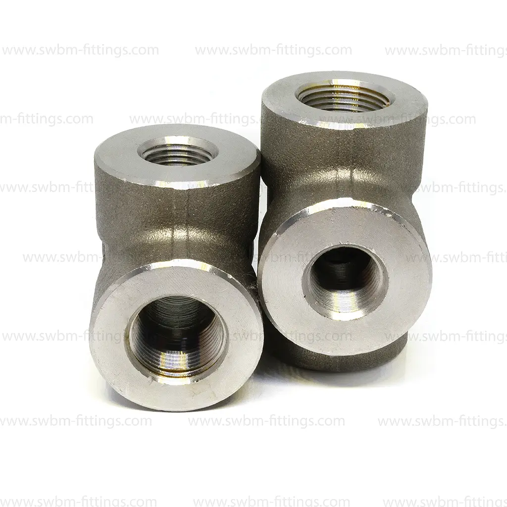 CS A105N 3000 PSI REDUCING TEE - THREADED